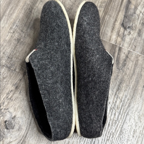 NEW Baabuk Wool House Slippers Dark Grey Size 41 - Picture 5 of 9